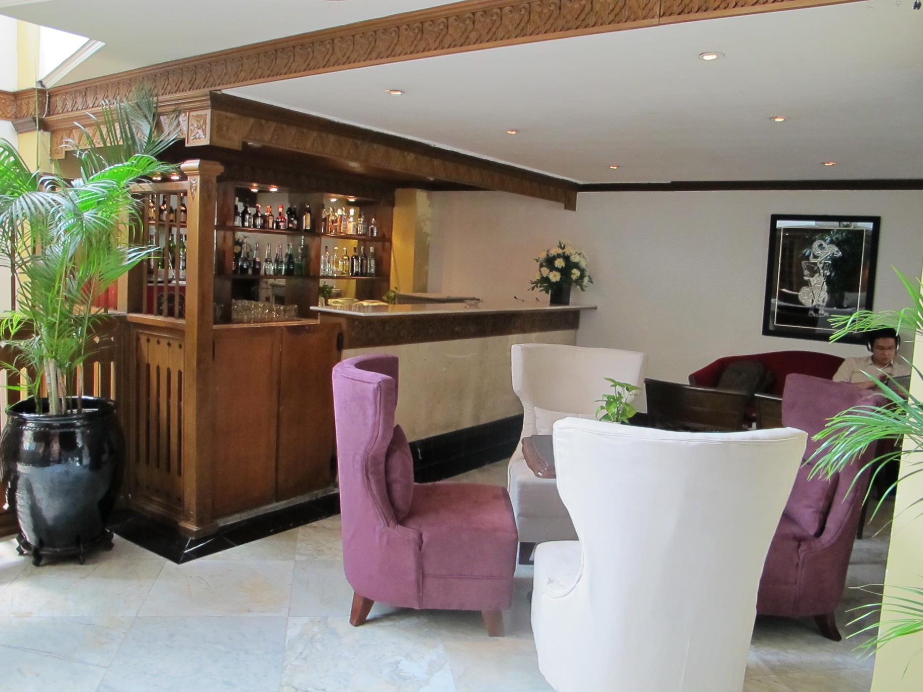 Hotel Mutiara Malioboro ジョグジャカルタ エクステリア 写真